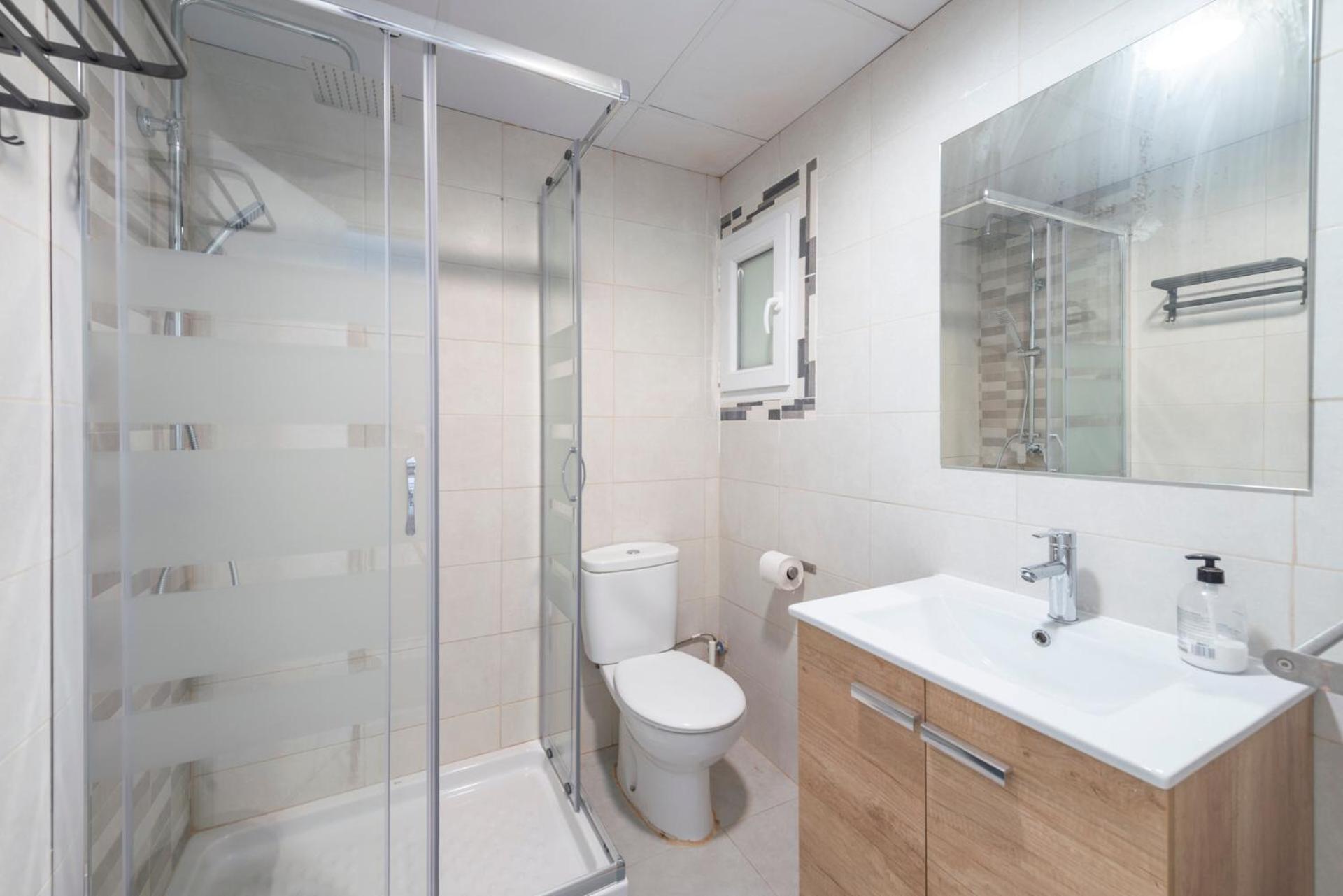 Beetroot, Jedes Zimmer Verfuegt Ueber Smart Tv , Eigenes Bad Mit Regendusche Und Balkon Llucmajor  Ngoại thất bức ảnh
